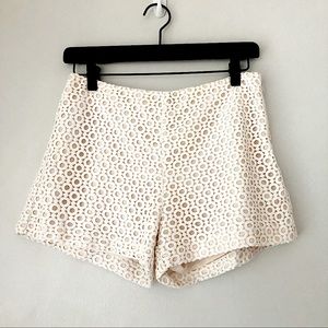 banana republic high waisted lace shorts • size 2